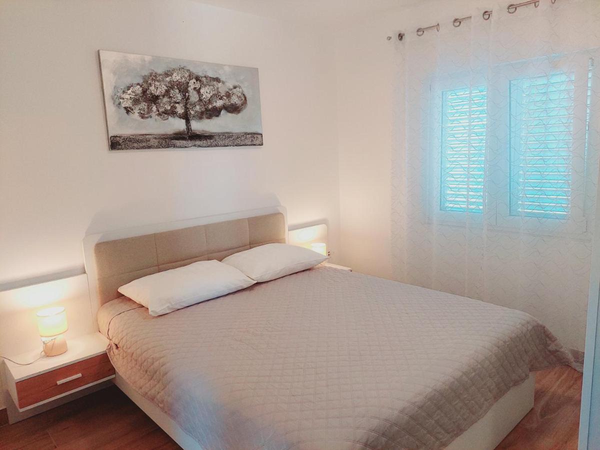 Apartments Nikola Caska Novalja Luaran gambar